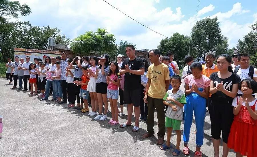  网球公益基金成立，资助贫困地区儿童接触这项运动  