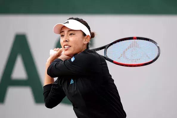  斯维亚特克逆转取胜斩获法网女单桂冠